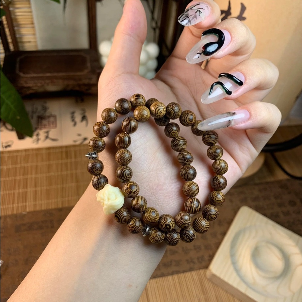 Elegant Wooden Beaded Bracelet